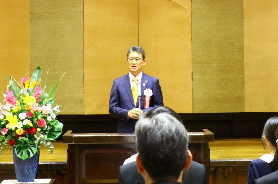 知事挨拶アップ.jpg