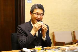 試食