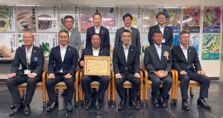 優良工事表彰部長賞表彰式（農政）集合写真