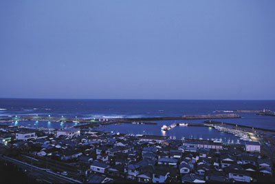 川南漁港の夕暮れ
