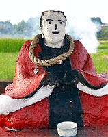 野間の前の田の神