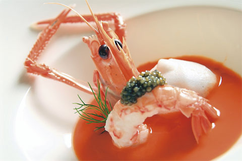 アカザエビのガスパチョ仕立て