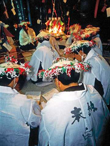 椎葉村尾手納神楽