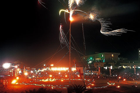 都井岬火祭り